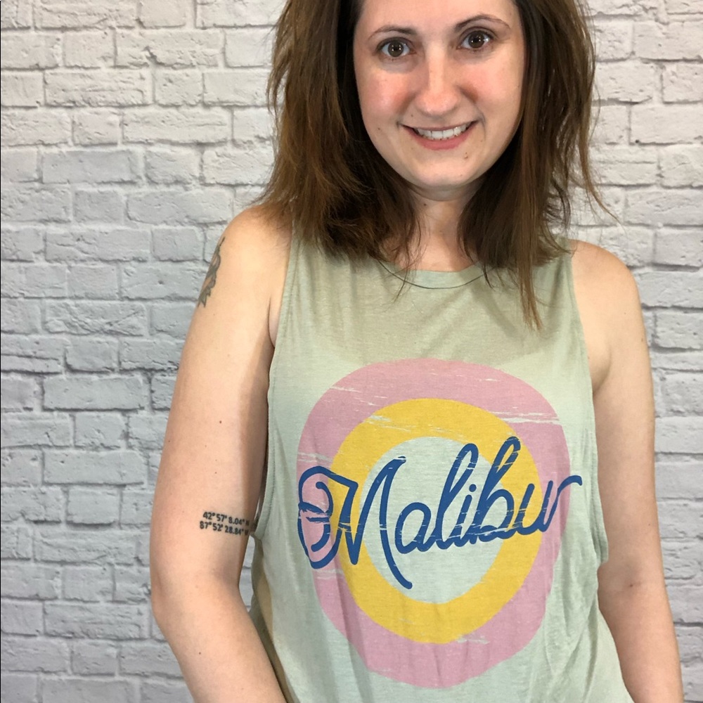 Honey Punch | Malibu CA Muscle Graphic Tee